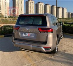 تويوتا لاندكروزر